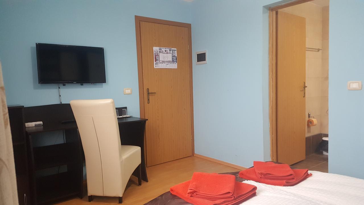 Family Pension Arad Exterior foto